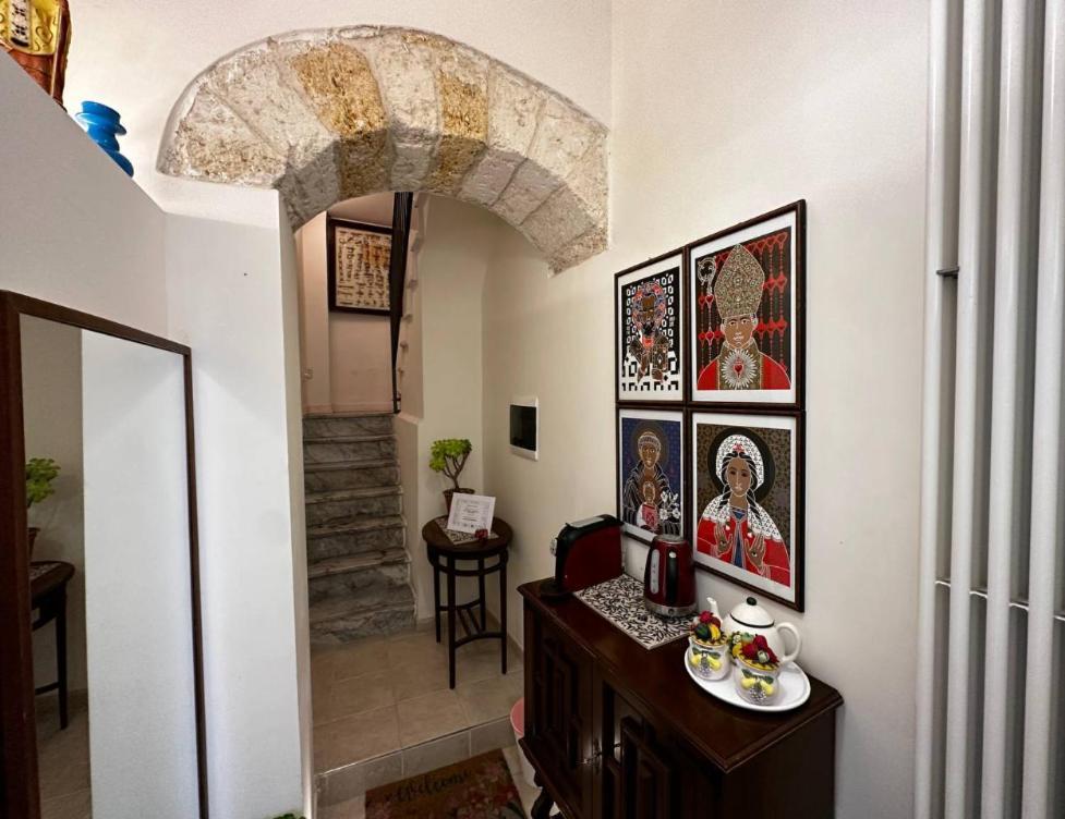 Enchanting Room In Bari Old Town Экстерьер фото
